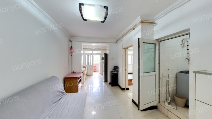 建材城东一里中院二手房实景图