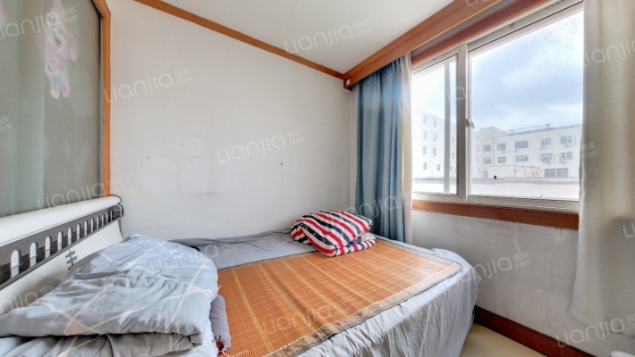 世纪花苑北区二手房实景图