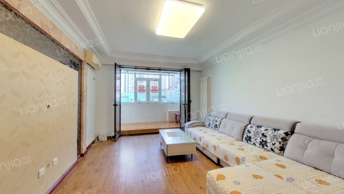 警后大院（三八广场）二手房实景图