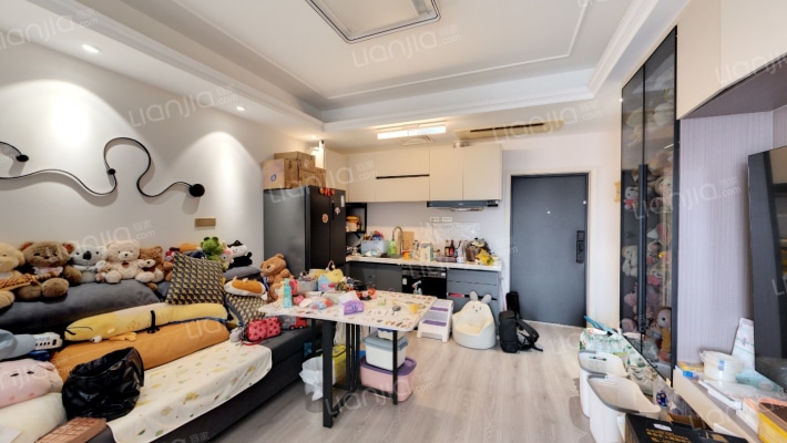 鼎泰大厦二手房实景图