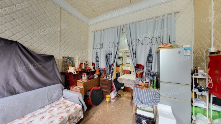 河美里二手房实景图