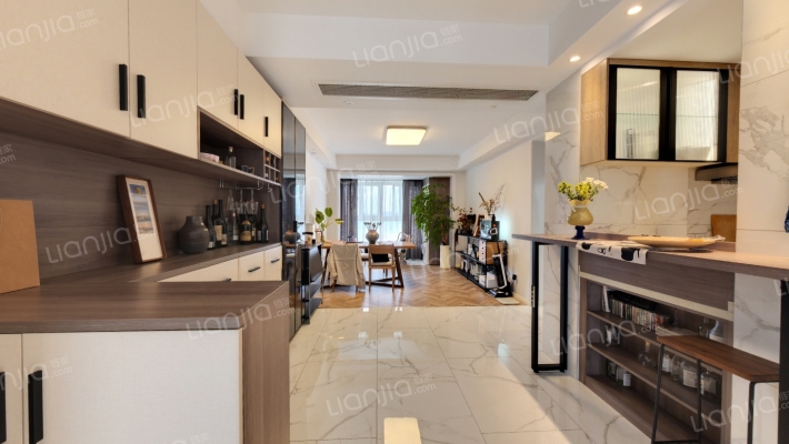 金地德圣中心二手房实景图