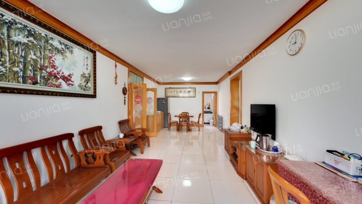 唐岛湾F小区二手房实景图