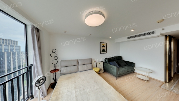 星创新里程中心二手房实景图