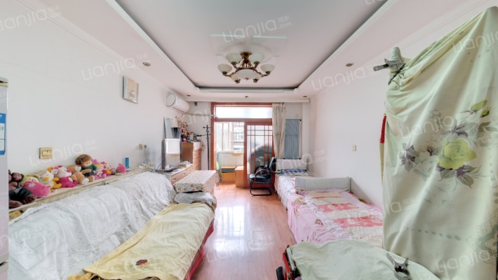 山峦北巷二手房实景图