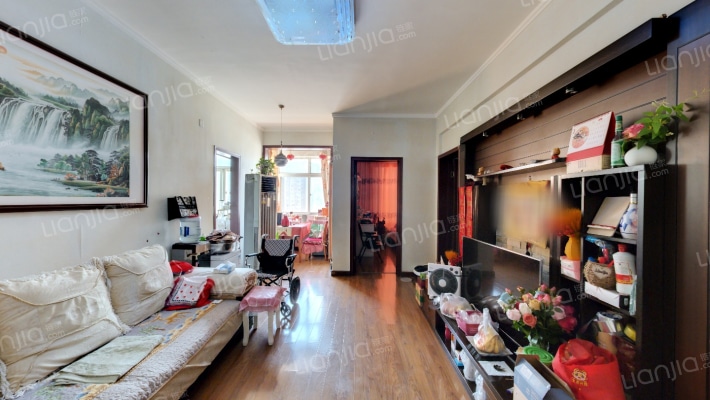 西彩新苑二手房实景图