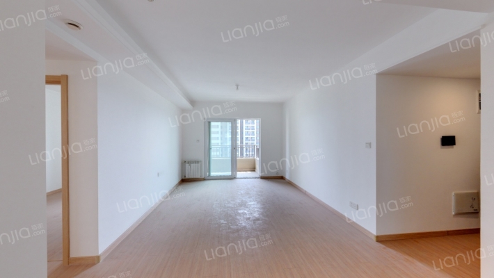 万科大都会铂悦苑二手房实景图