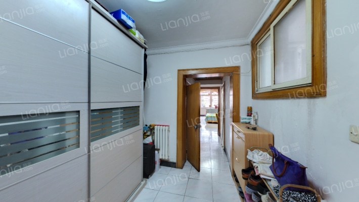 革新里小区二手房实景图