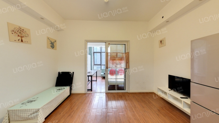 中宇国际公寓二手房实景图