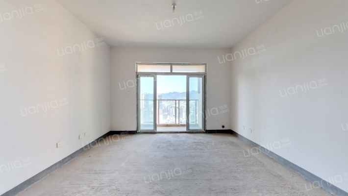 和泓四季A区二手房实景图