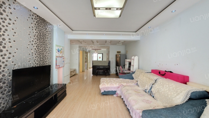 江珊花园二手房实景图