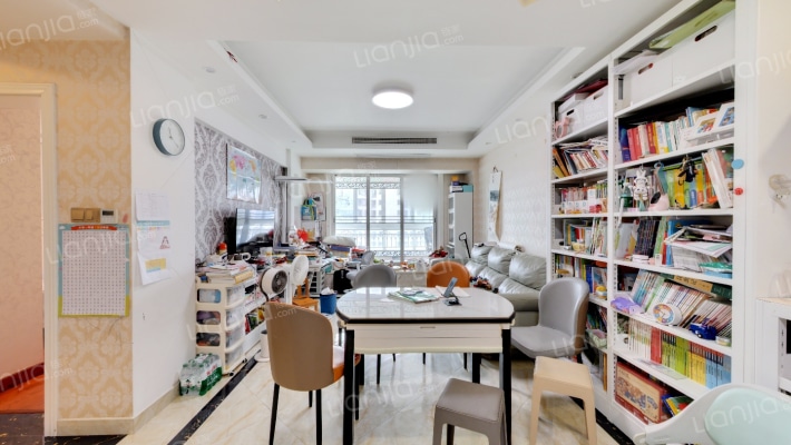 丽晶湾二手房实景图