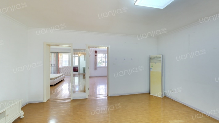 恒苑小区二手房实景图