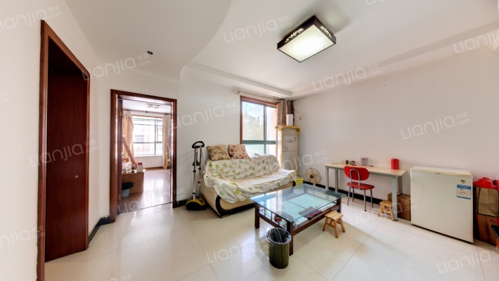 雅阁思达二手房实景图