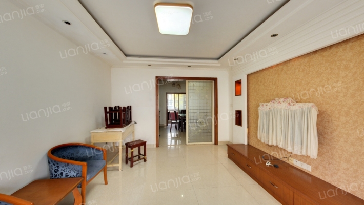 温莎花园二手房实景图