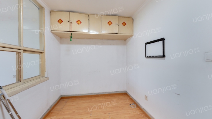 禄长街头条19号院二手房实景图