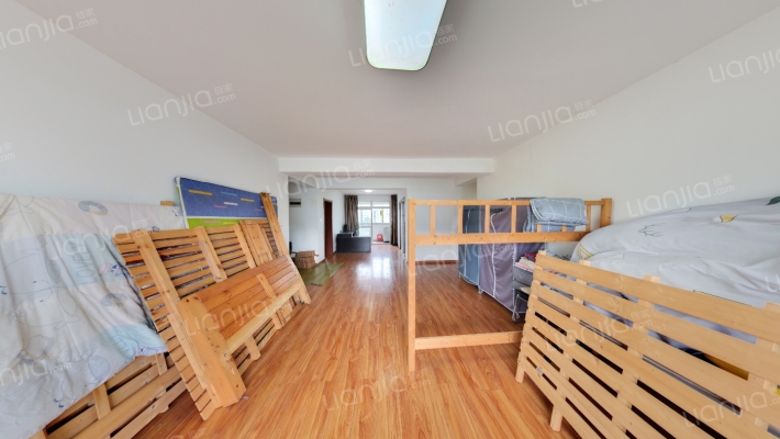 金沙公寓二手房实景图