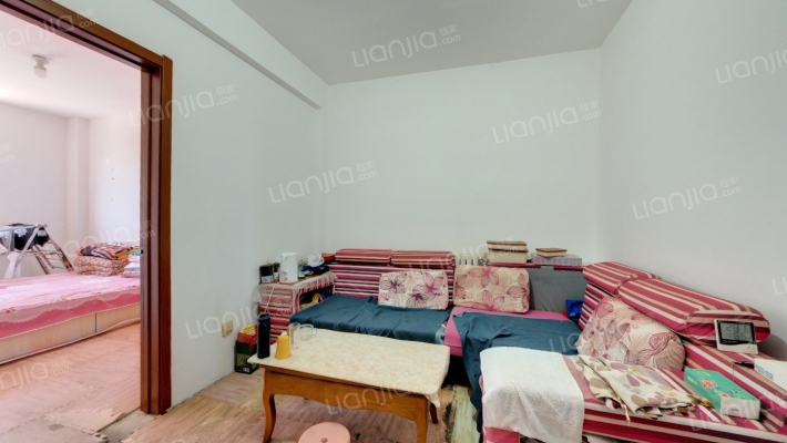 汇美家园二手房实景图