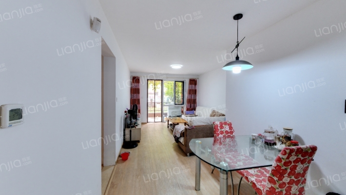 赏湖苑二手房实景图