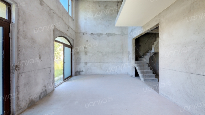 恒大云湖上郡观山悦4.1期二手房实景图