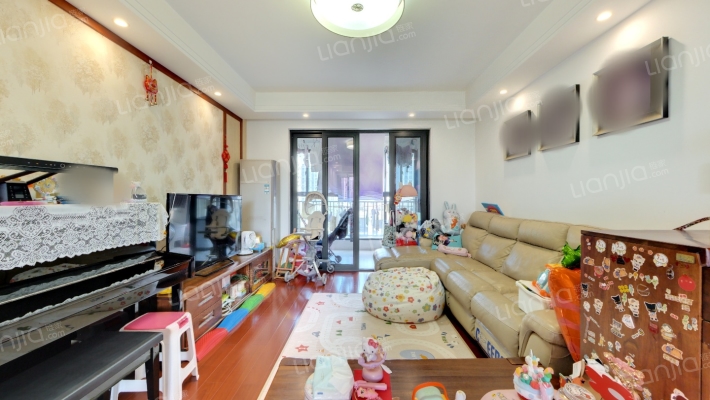 中梁天御三区二手房实景图