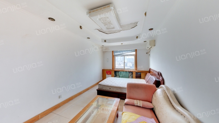 凤凰山路24号二手房实景图