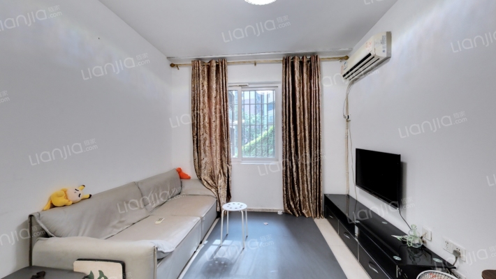 名流公馆二手房实景图