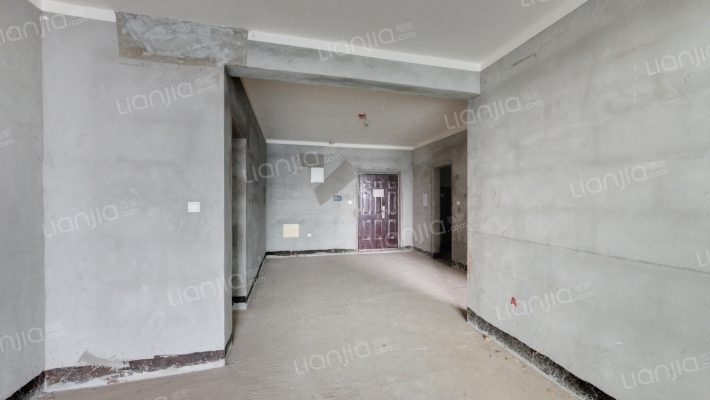 南航祥云和苑西院二手房实景图