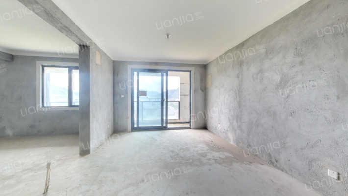 水岸华府二手房实景图