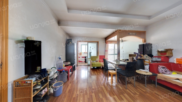 新馨家园二手房实景图