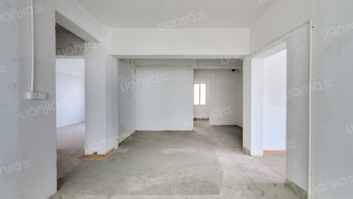 通关坊二手房实景图