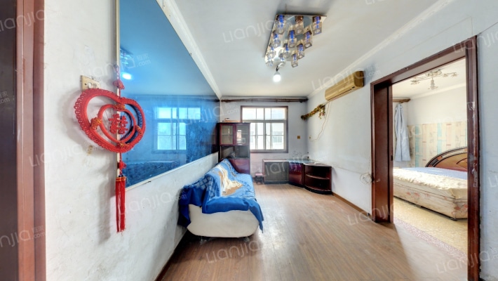 地膜厂家属院二手房实景图