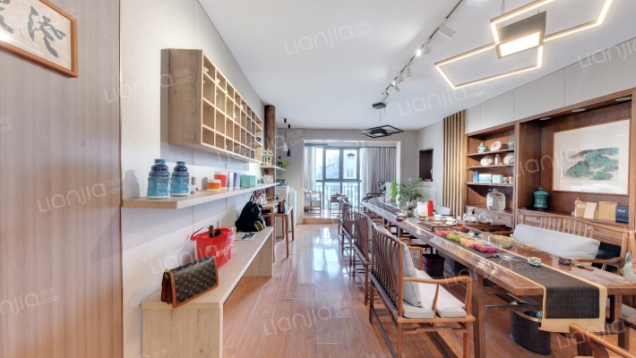 金印现代城二手房实景图