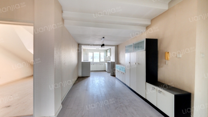 百合花园二手房实景图