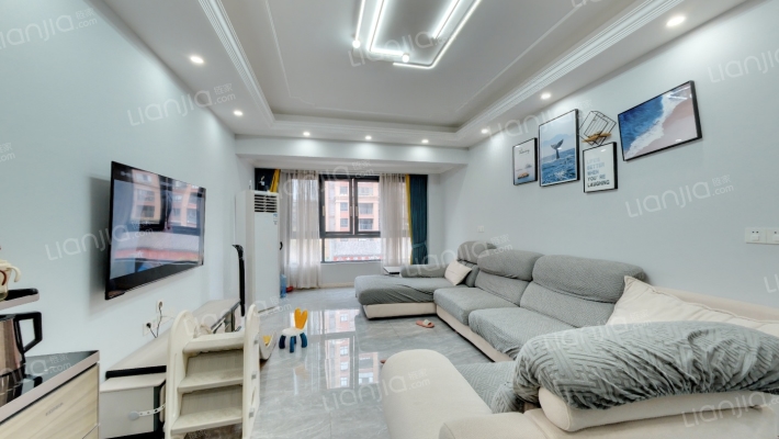 久桓中央美地二手房实景图