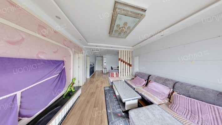 青山绿水二手房实景图