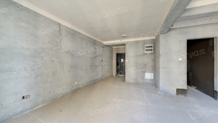 柏源晶舍二手房实景图