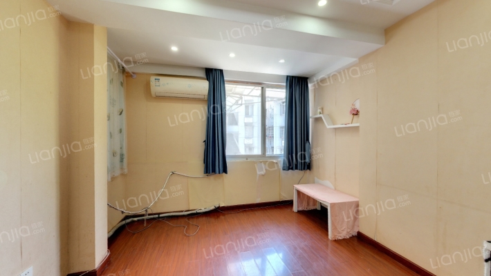 法轮寺弄二手房实景图