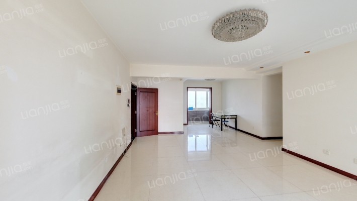 滨海名都二手房实景图