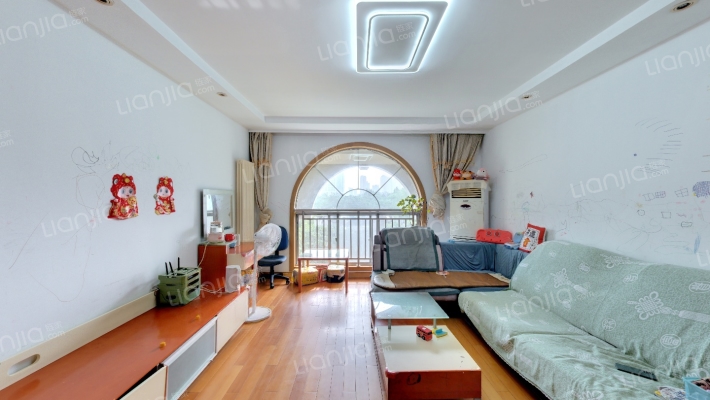 新兴名园二手房实景图