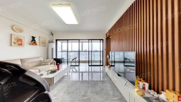 新福港鼎峰二手房实景图