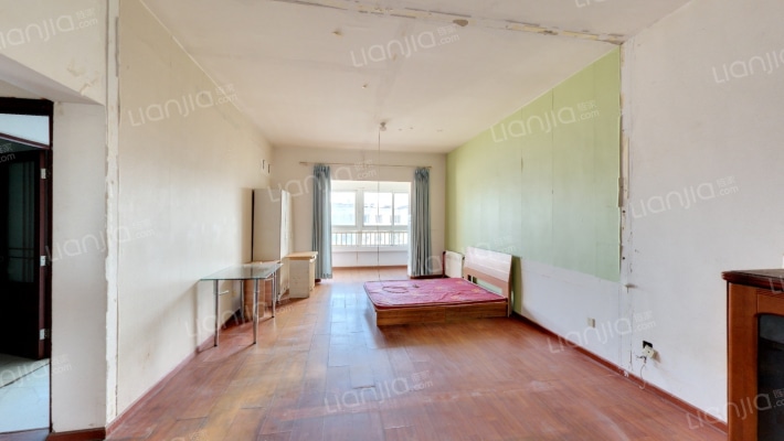 龙锦苑东四区二手房实景图