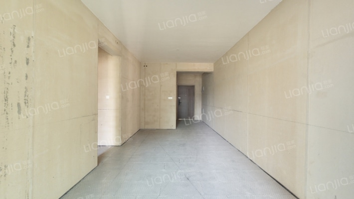 融创0238星潮苑二手房实景图