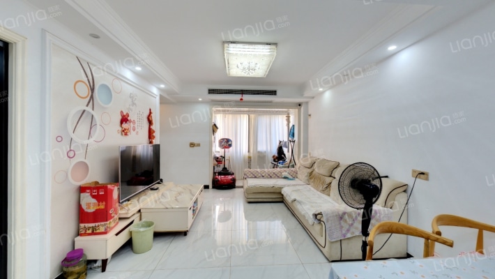 隆顺家园二手房实景图