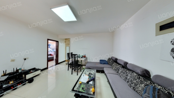 嘉泰隆小区二手房实景图