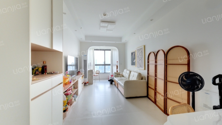 罗宾森广场尚城华府二手房实景图