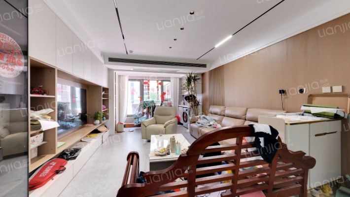 海尔云世界天玺二手房实景图