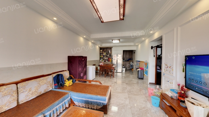 东衡槟城二手房实景图