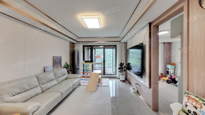 金地城E10二手房实景图