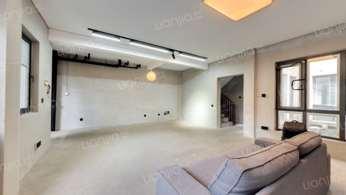 山水桃源山庄二手房实景图